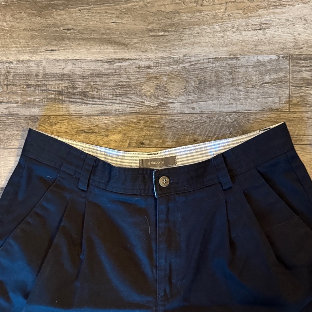 Liz Claiborne Women's Black High Waist Shorts / DG109 - Picture 2 of 4
